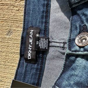 New with tag DKNY jean shorts size 10